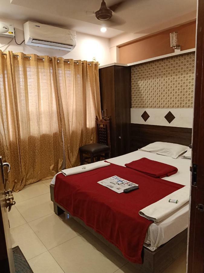 hotel sangeeth lodging Mysore Buitenkant foto